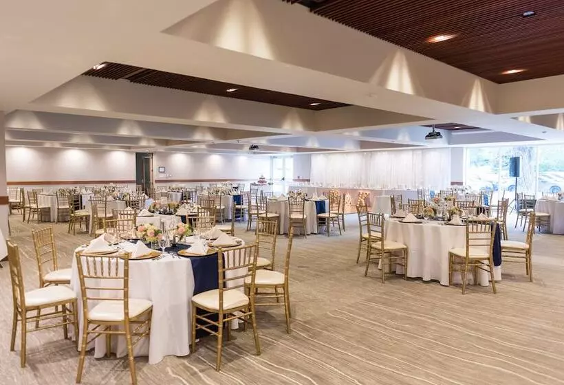 فندق Delamar Traverse City