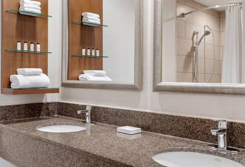 Delta Hotels By Marriott Bristol