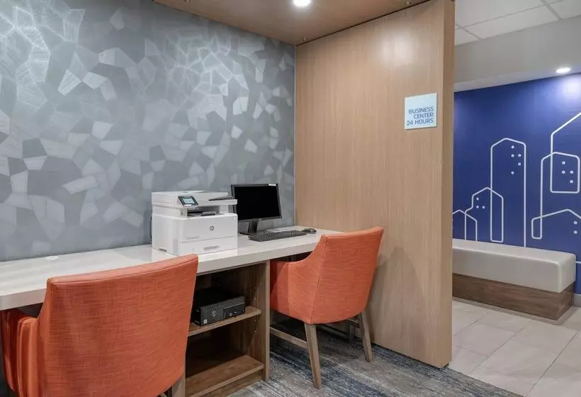 Szálloda Holiday Inn Express Rensselaer, An Ihg