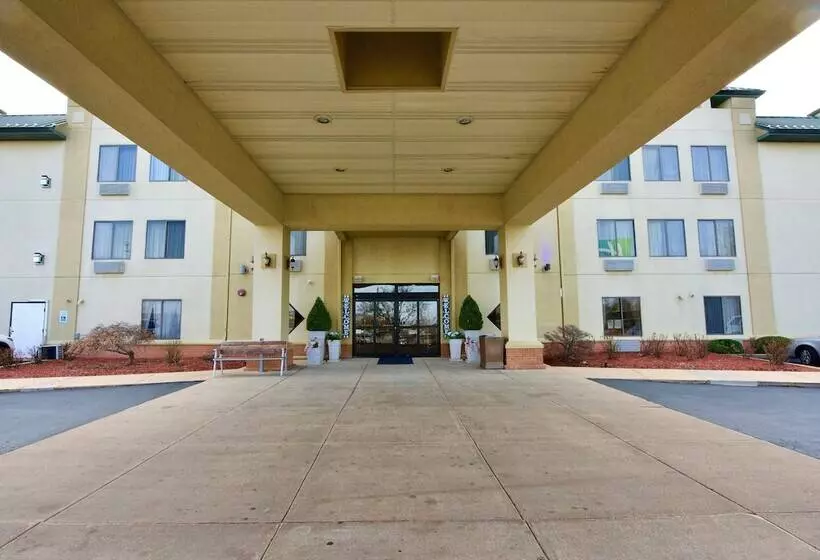 Holiday Inn Express Hotel & Suites Fenton/i 44, An Ihg