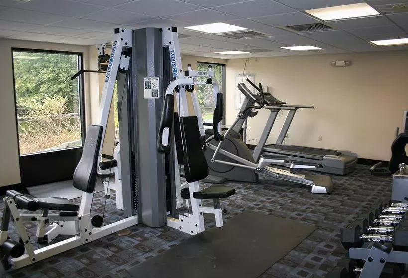 Отель Holiday Inn Express Seaford Route 13