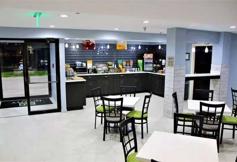 호텔 Quality Inn