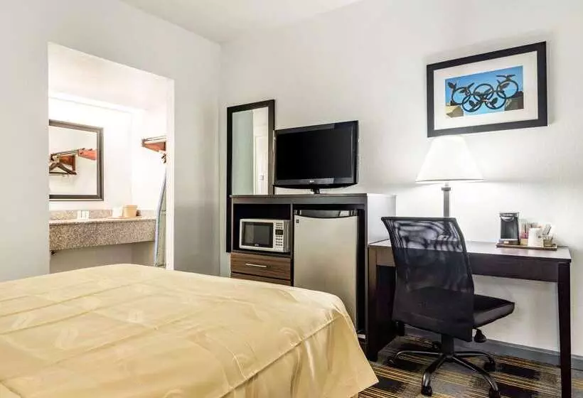 فندق Quality Inn Near Six Flags Douglasville