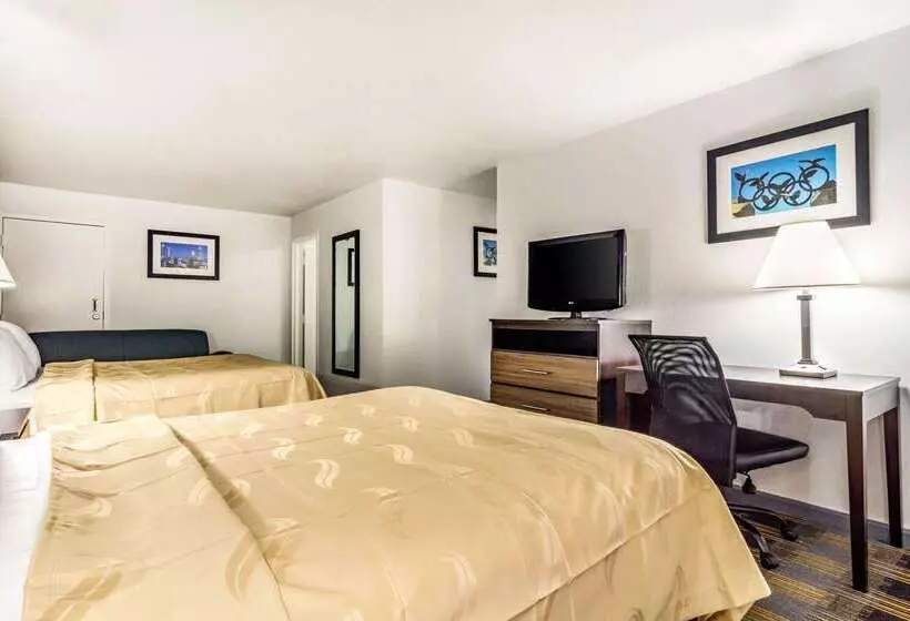 فندق Quality Inn Near Six Flags Douglasville