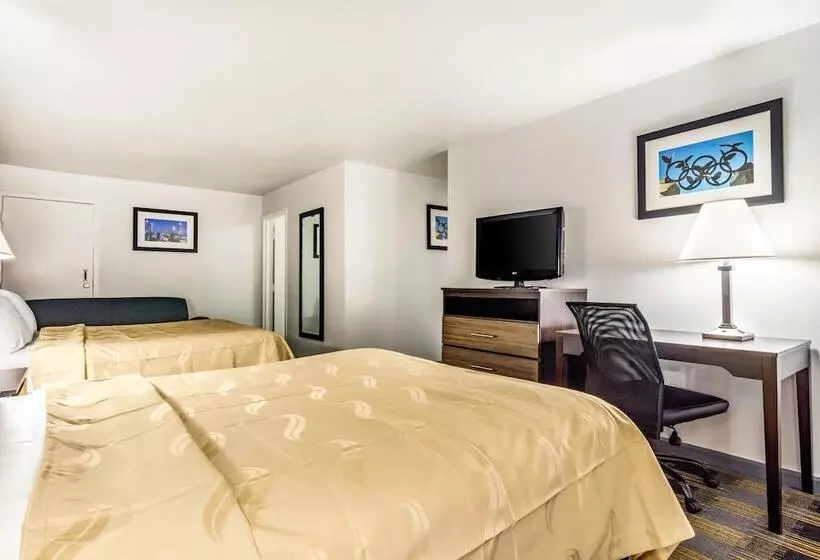 فندق Quality Inn Near Six Flags Douglasville