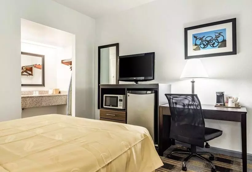 فندق Quality Inn Near Six Flags Douglasville