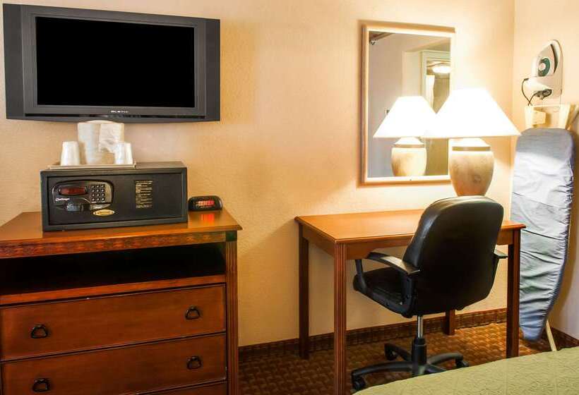 فندق Quality Inn & Suites Las Cruces  University Area