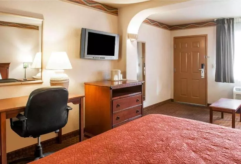 ホテル Quality Inn & Suites Las Cruces  University Area