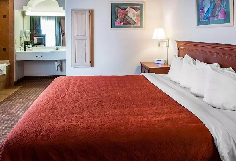 ホテル Quality Inn & Suites Las Cruces  University Area