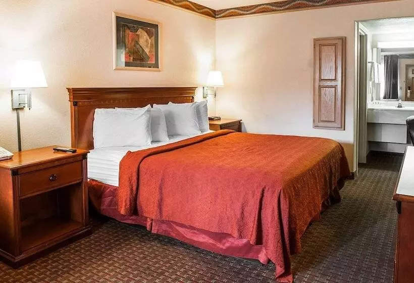 ホテル Quality Inn & Suites Las Cruces  University Area