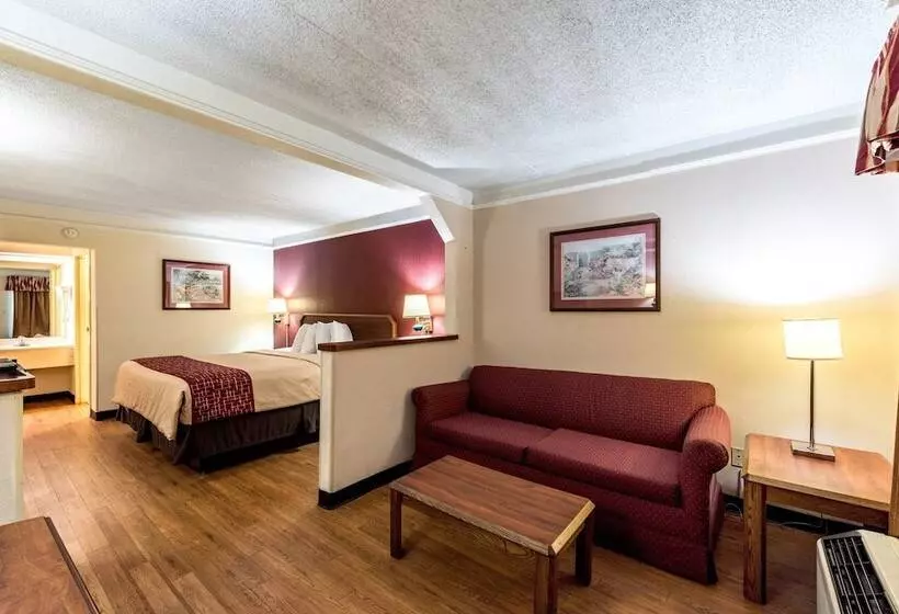 בית מלון כפרי Red Roof Inn & Suites Clinton, Tn