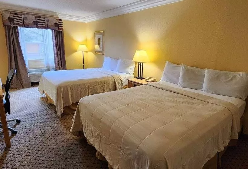 호텔 Super 8 By Wyndham Temple I35