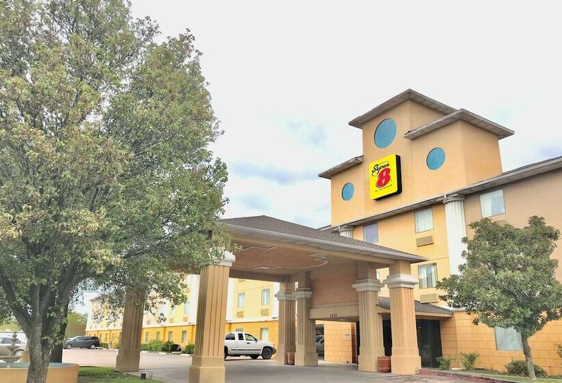 Отель Super 8 By Wyndham Temple I35