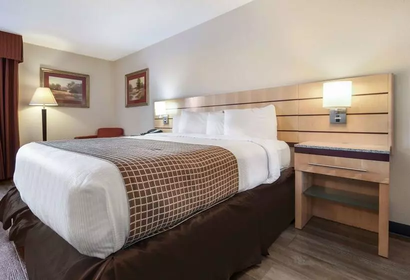 Surestay Plus Hotel By Best Western Tarboro