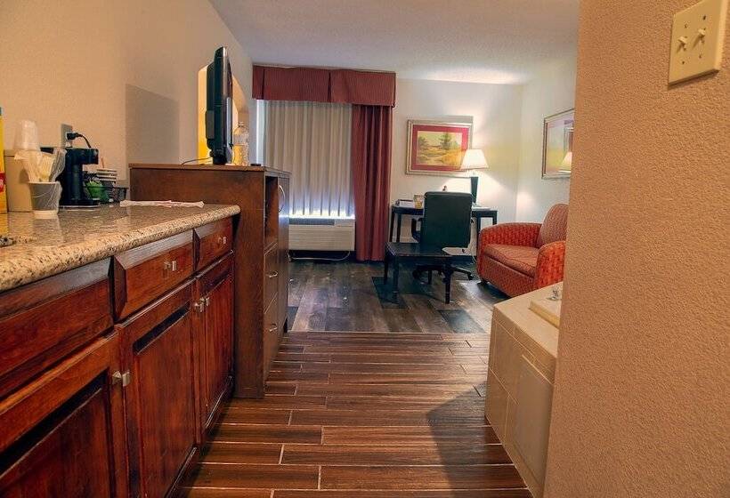 Surestay Plus Hotel By Best Western Tarboro