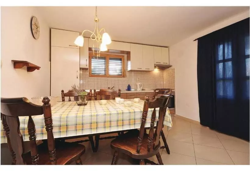 Amazing Apartment In Vodice With Kitchen