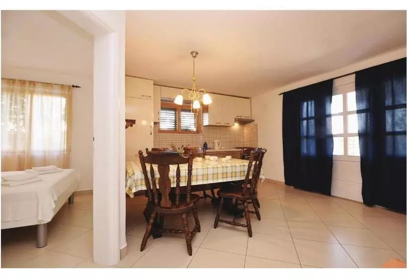 Amazing Apartment In Vodice With Kitchen