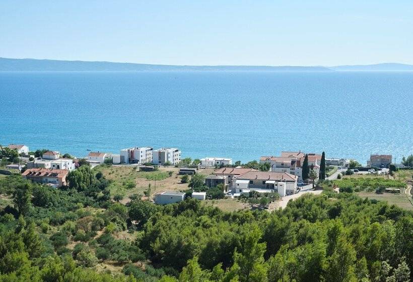 Seaview Apartment Kia By Litto