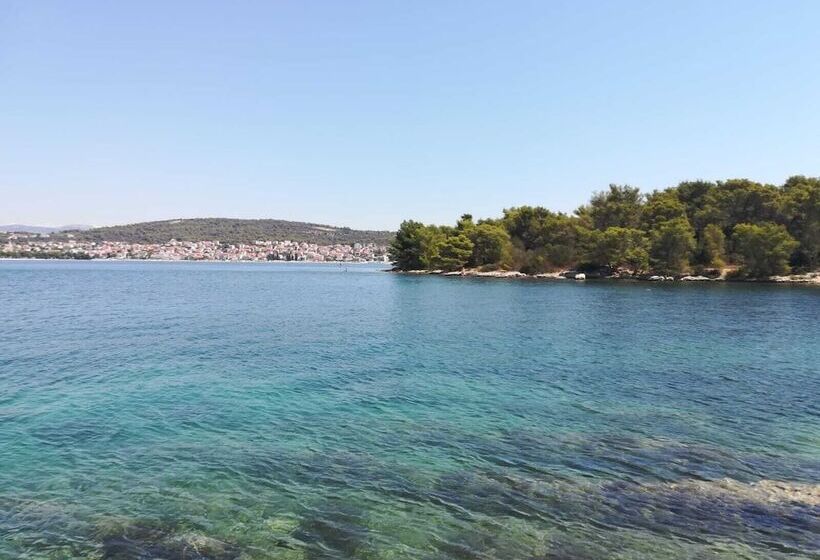 Huge Terrace With Sea View Of The Bay
