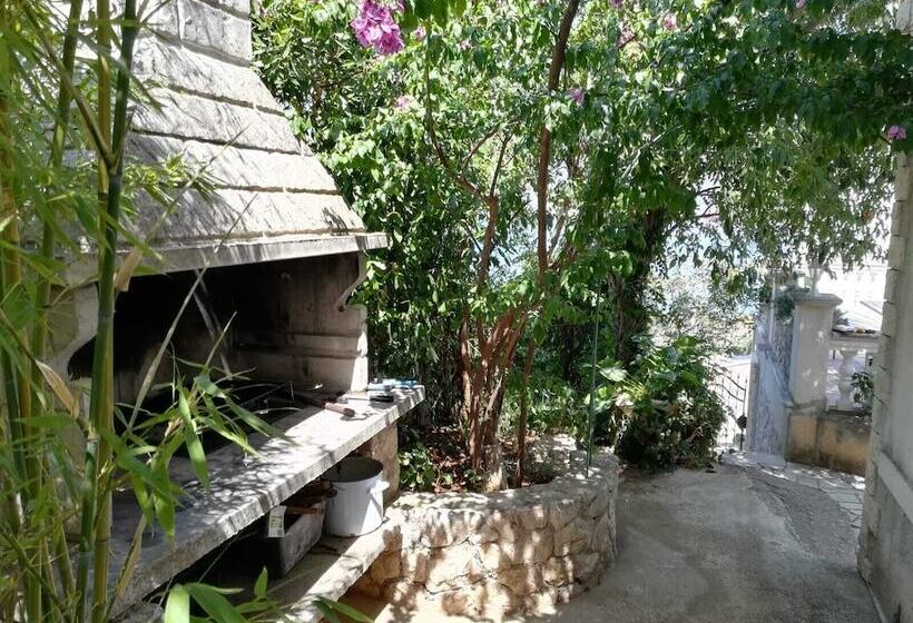 Huge Terrace With Sea View Of The Bay