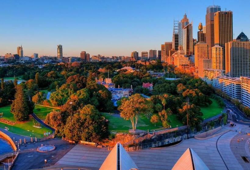 Kozyguru Penrith Cosy 2bed 2bath Apt + Free Parking Npe081