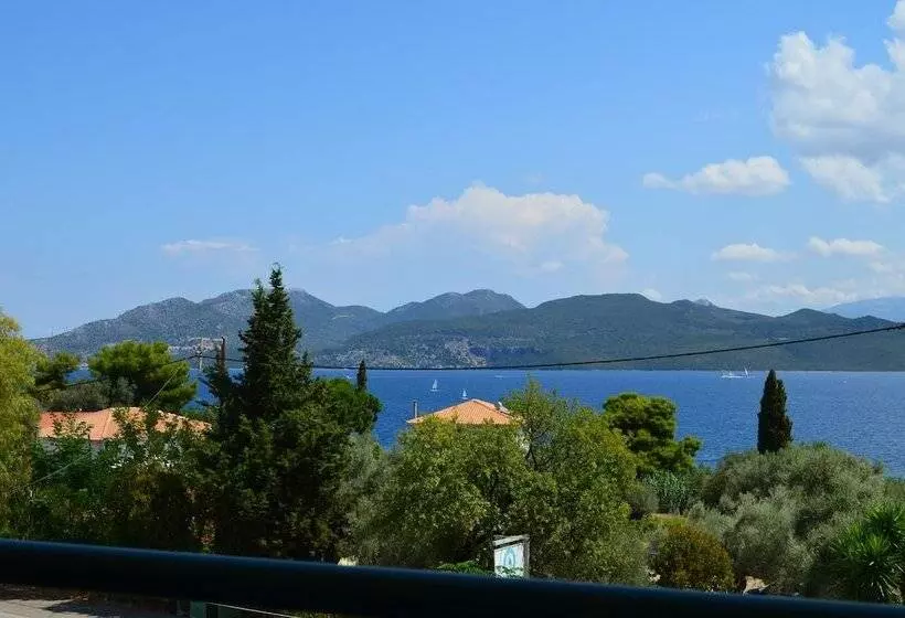 Odysseia Apartments