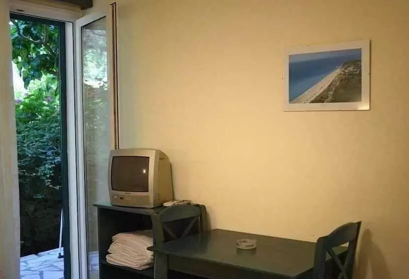Odysseia Apartments