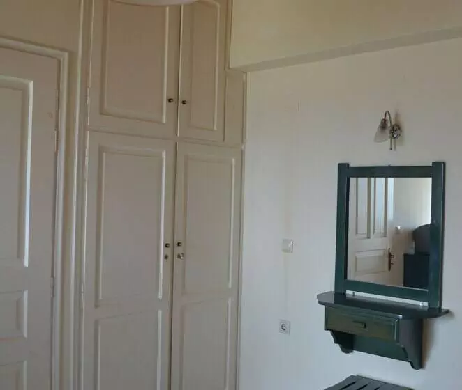 Odysseia Apartments