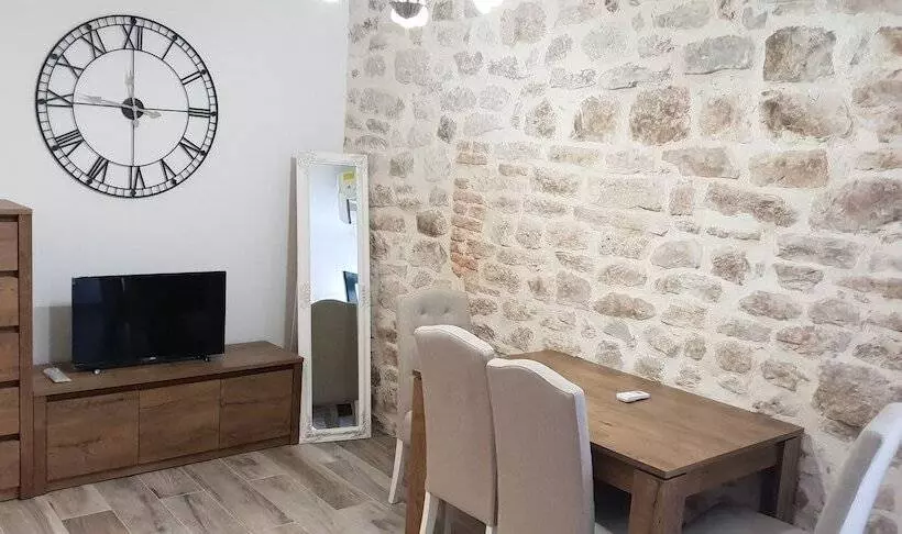 Pave