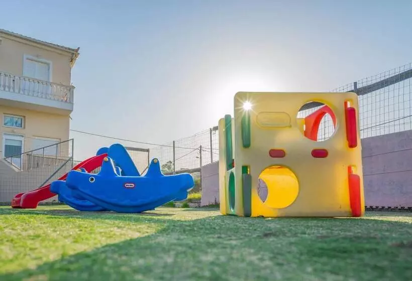Katsaros Deluxe Apartments Ii
