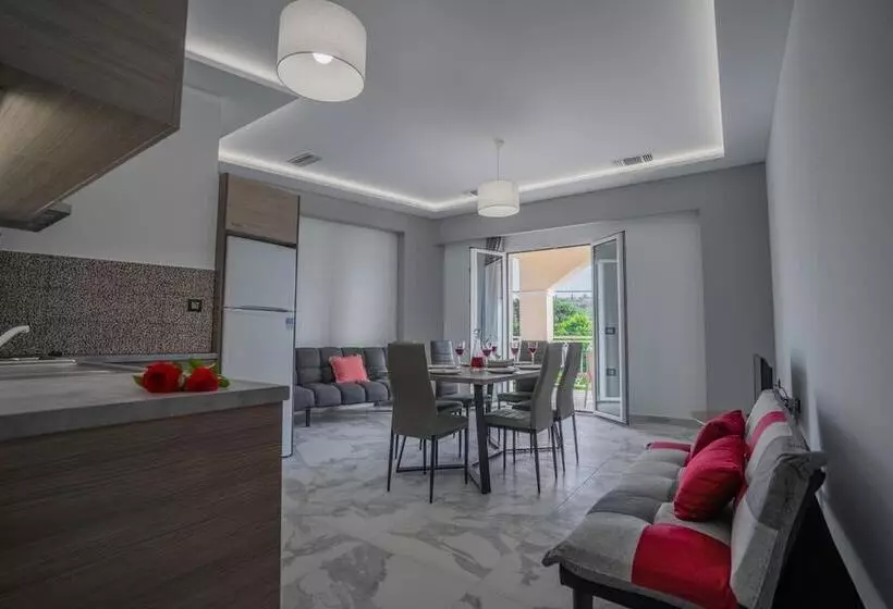 Katsaros Deluxe Apartments Ii