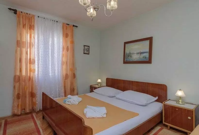 Majatalo Rooms Mirjana  Centre Of Trogir