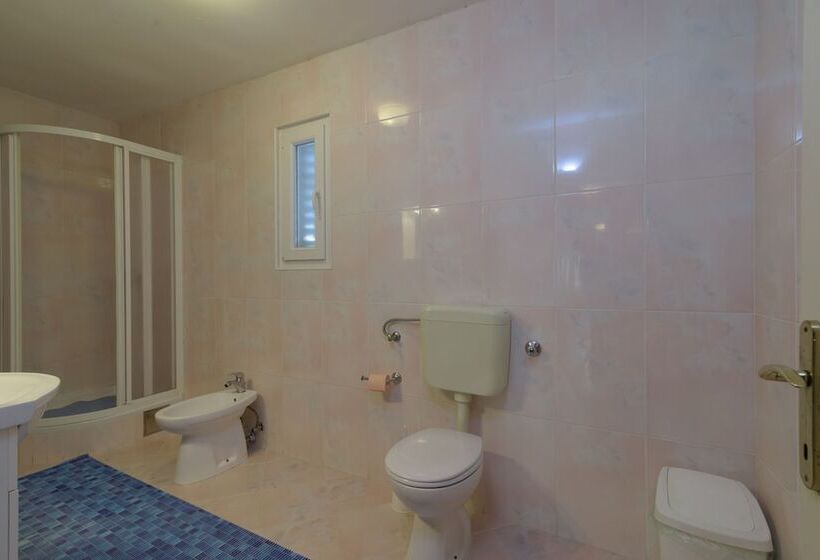 Pensjonat Rooms Mirjana Centre Of Trogir