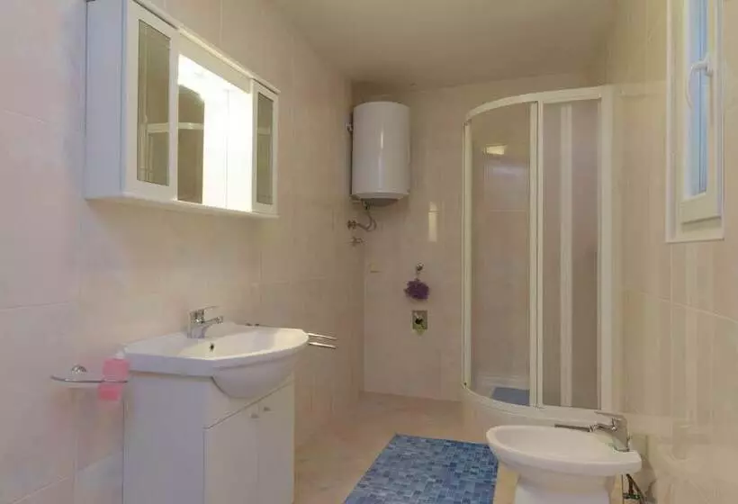 Majatalo Rooms Mirjana  Centre Of Trogir