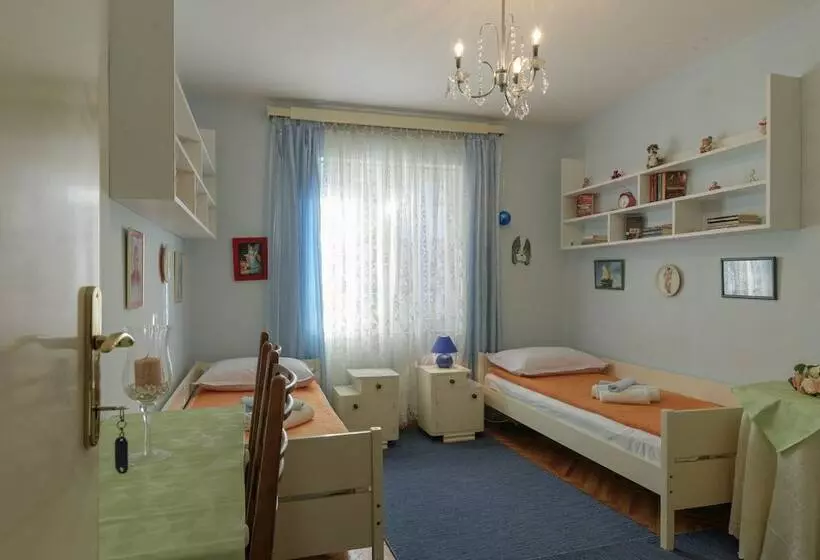 Majatalo Rooms Mirjana  Centre Of Trogir