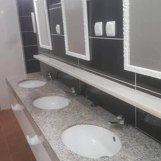 酒店 Barcelona Costa Brava Beach Camp