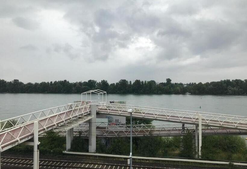 پانسیون Andsleep