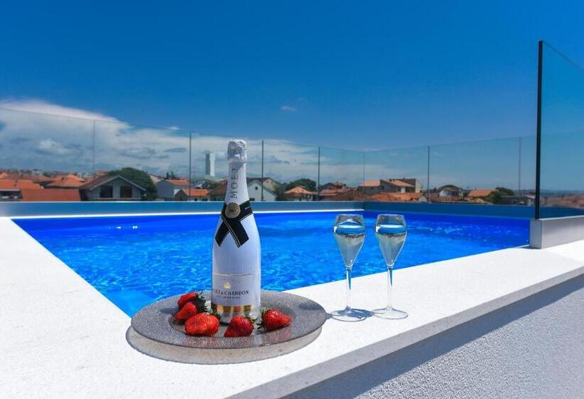 بنسيون Luxury Rooms Lavie Superior Rooms