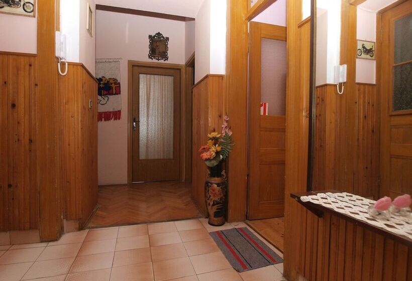 פנסיון Room 1646