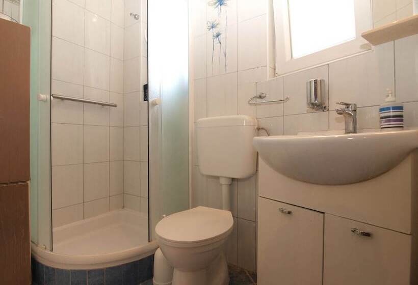 פנסיון Room 1646