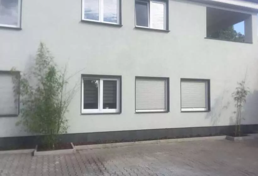 Apartment Mit Terrasse In Oberhausen