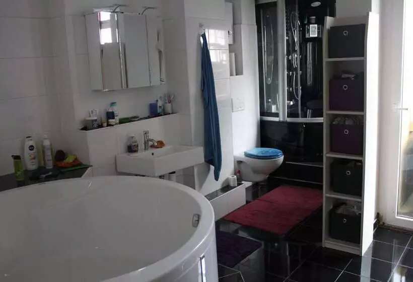 簡易ホテル Privatzimmer Hagen