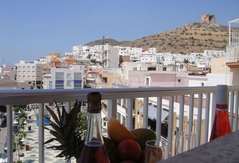 پانسیون Hostal Costa Sol