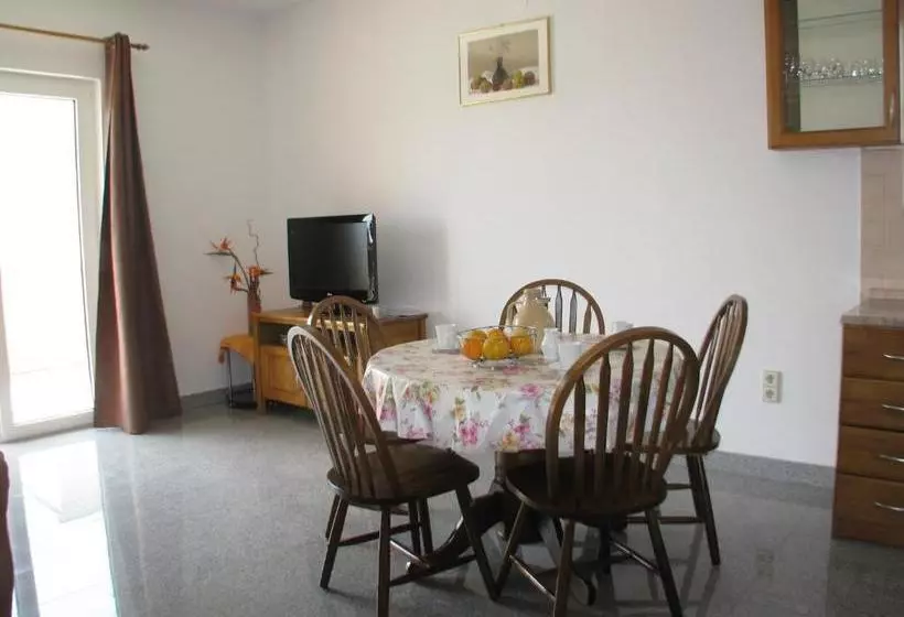 Apartments Bosnjak