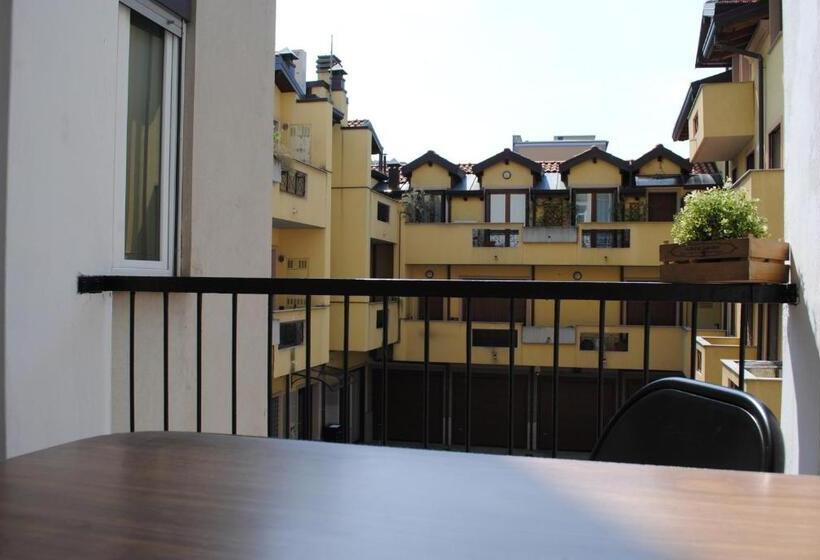 Bnbook Galbiati Flat