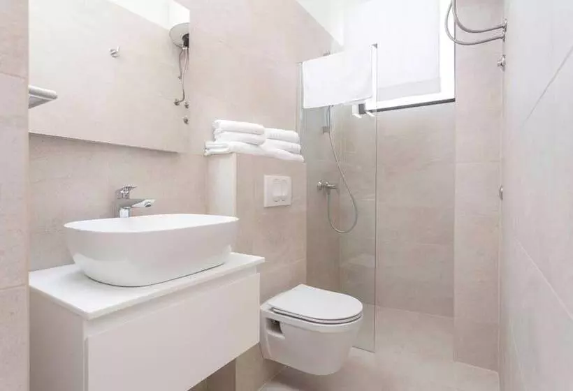 پانسیون Guesthouse Mate Ledic