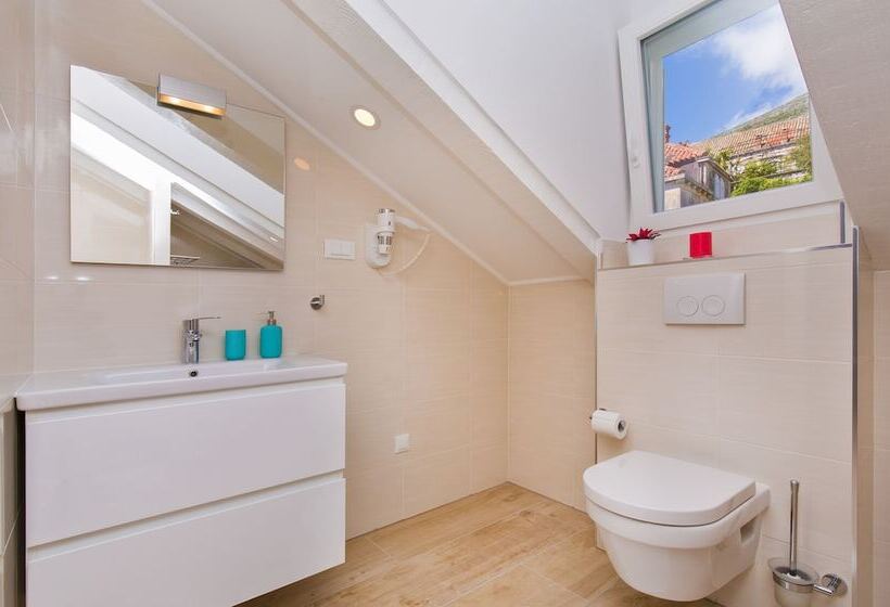 膳宿费 Porta Apartments By Irundo