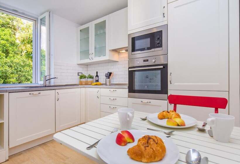 膳宿费 Porta Apartments By Irundo