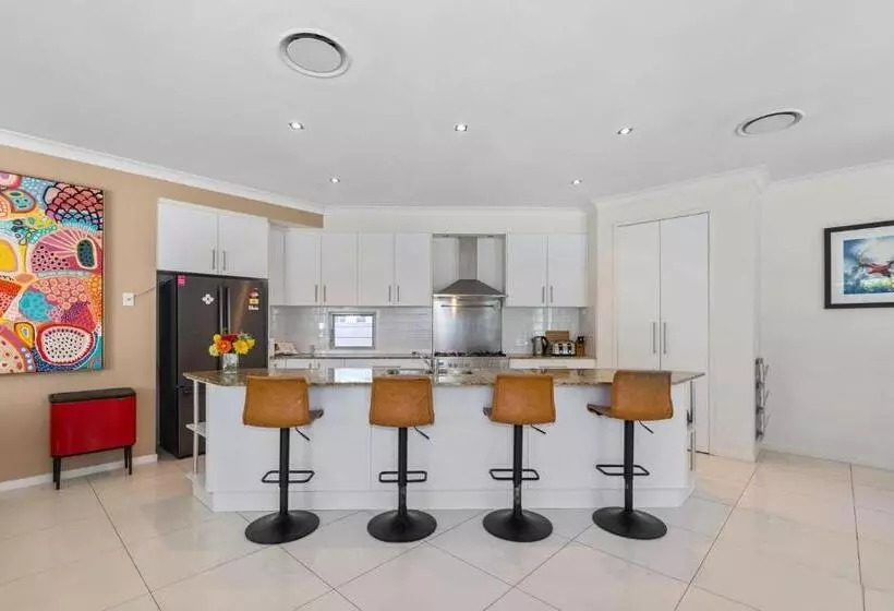 Splash House At Kingscliff   Pet Friendly With Pool