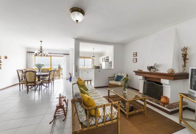 38 Rias View Apartment